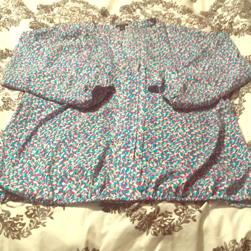 Top. Ann Taylor size L